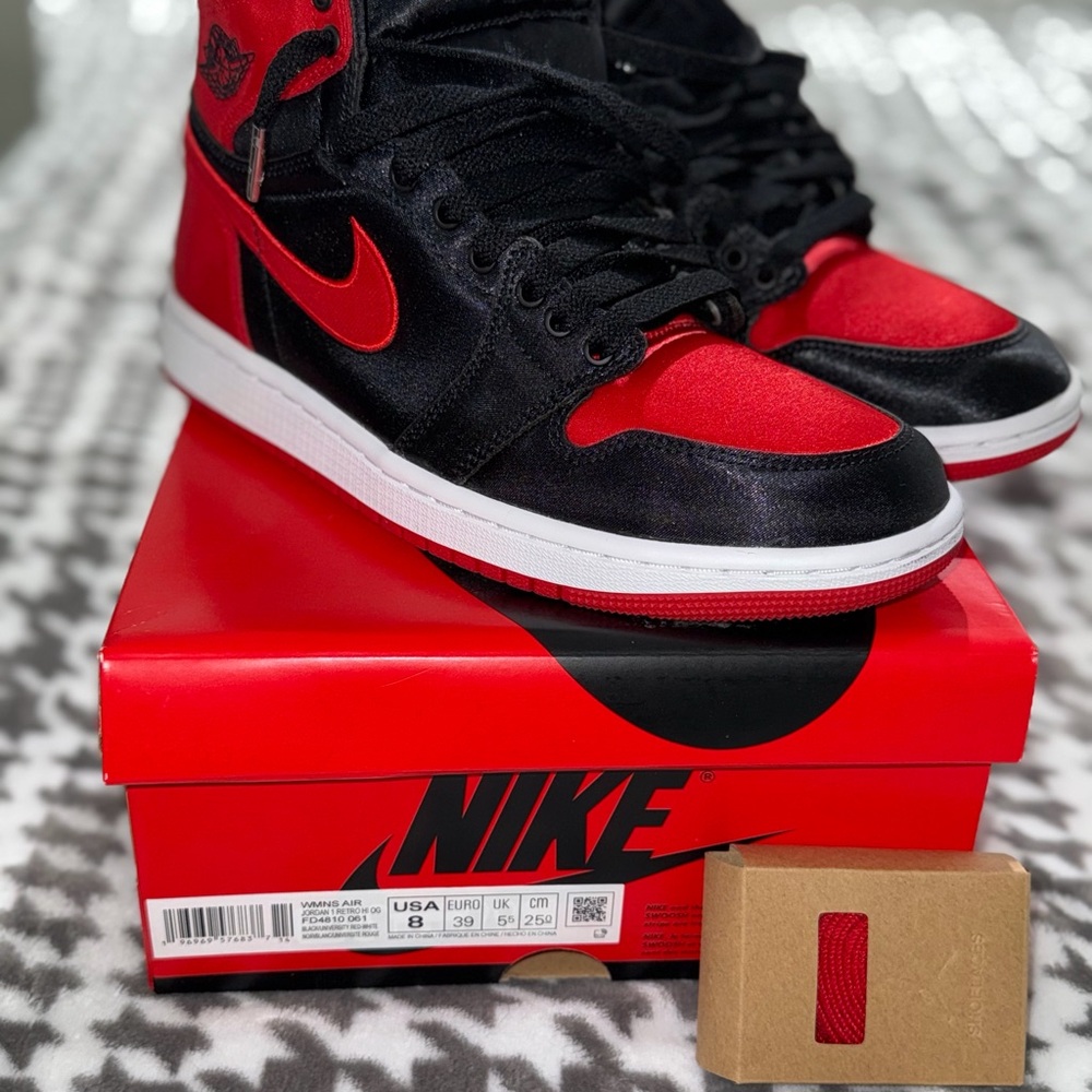 Nike Air Jordan 1 High Black Red Sneakers